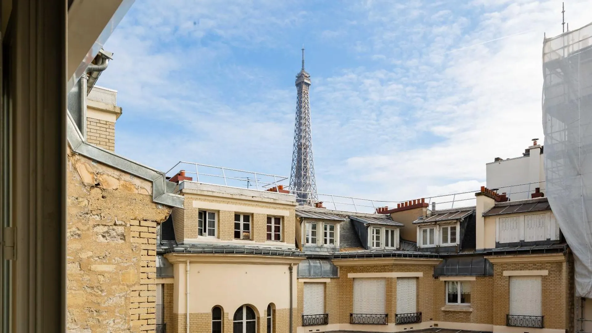 Superb Trocadero Eiffel Tower Apartment Paris