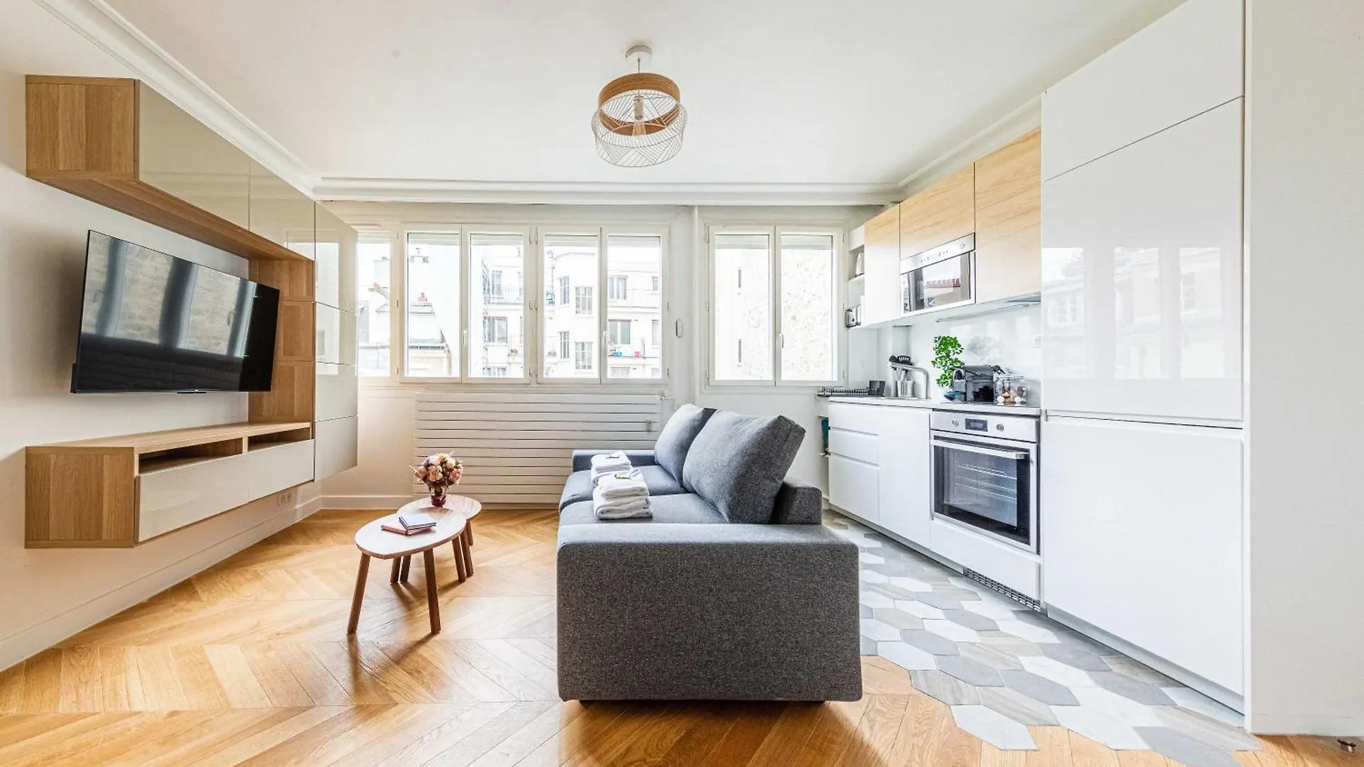 Superb Trocadero Eiffel Tower Apartment Paris France