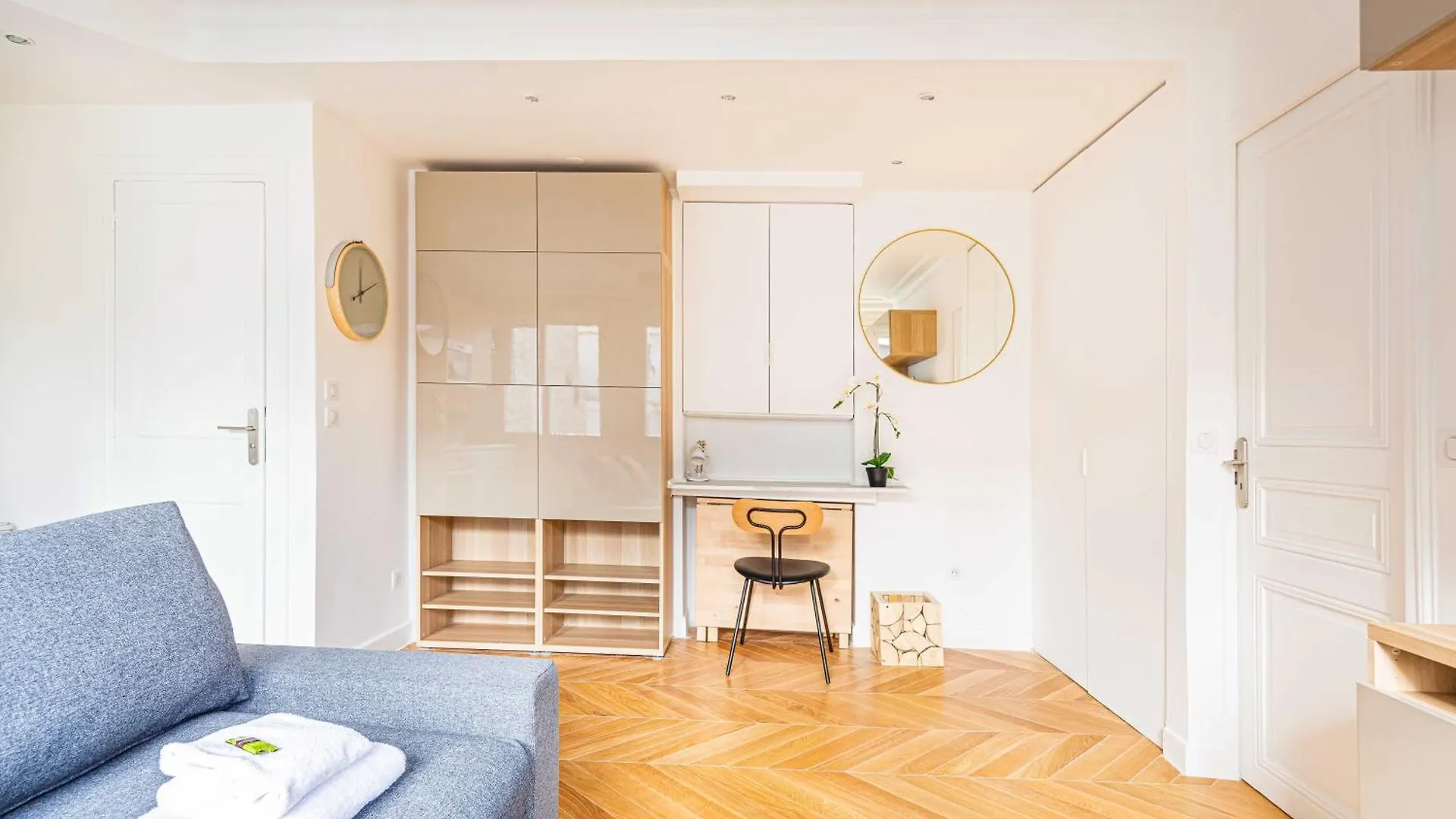 Superb Trocadero Eiffel Tower Apartment Paris